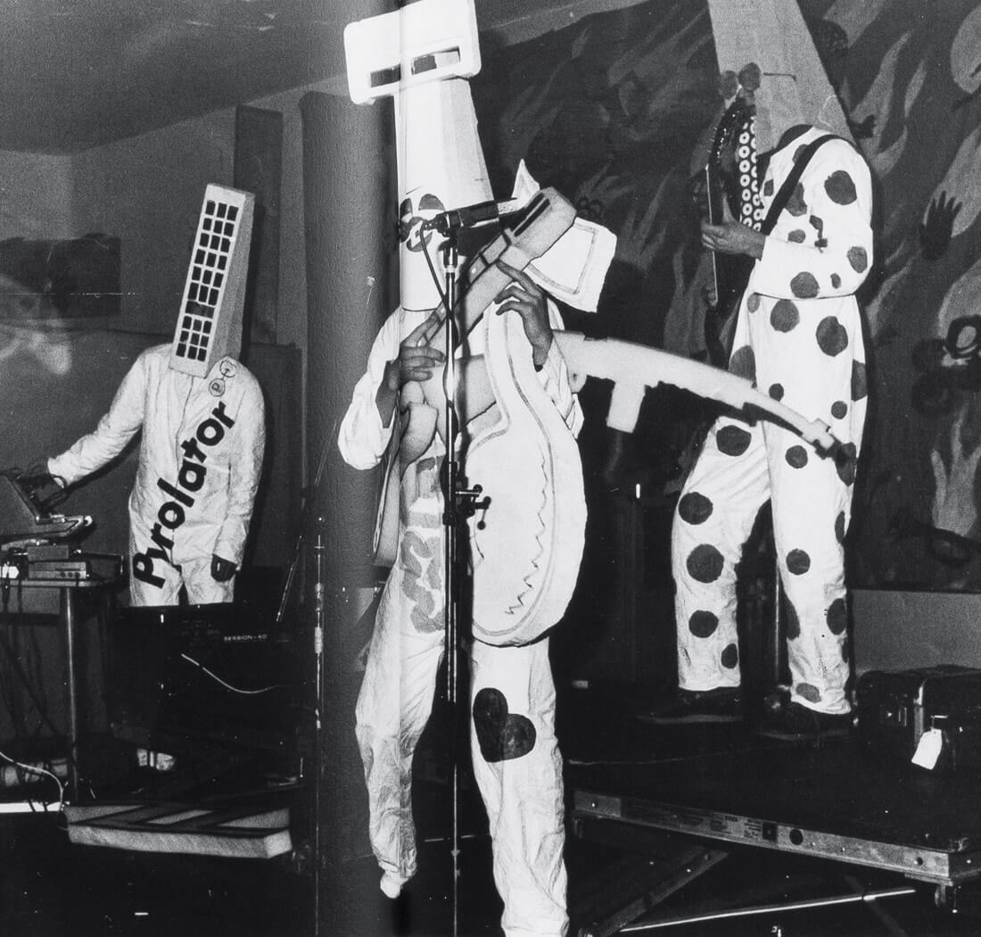 Referenz Geniale Dilletanten Frank Designstudio, Köln